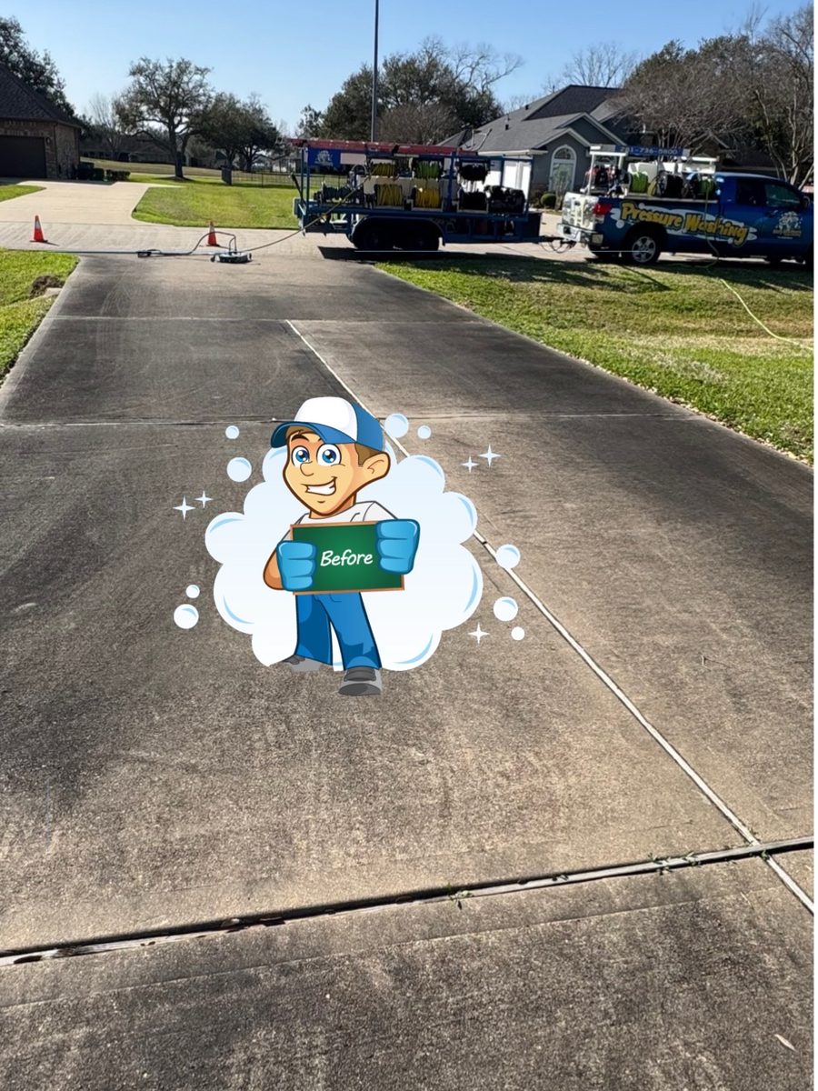 Driveway before, Katy Brothers Pressure Washing